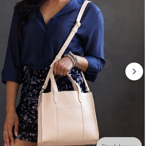 New Portland Leather Cream Crossbody Tote Lola - Picture 6 of 7